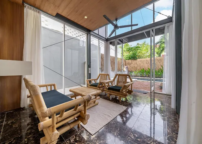 Sahadewa 46 - Dreamland Golf Complex 4 Bedroom Ferienhaus Uluwatu